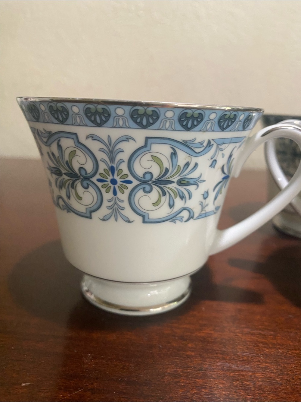Vintage, Set of 4,  Noritake Burlington Footed Tea Cups